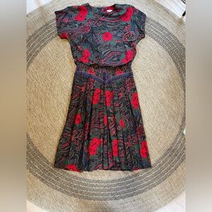 V.L.P. Petites Vintage Floral Paisley Dress